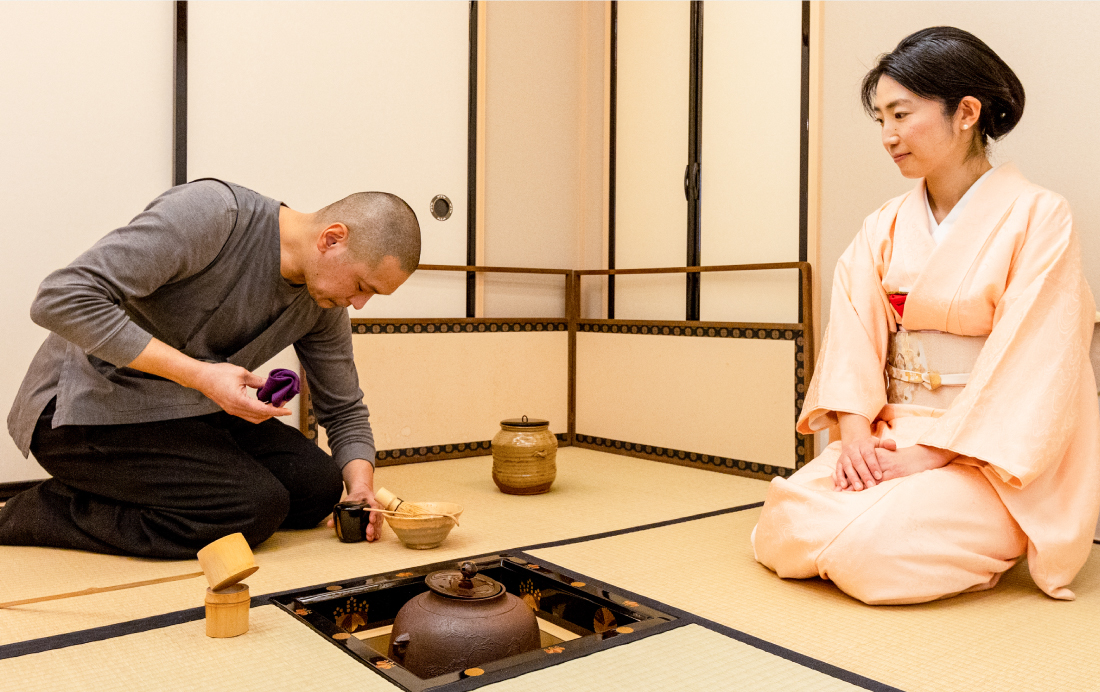 半年で教養ある日本人を目指していく茶道短期集中講座